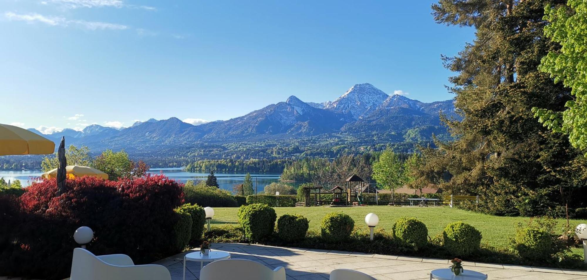 Hotel Schoenruh Drobollach am Faakersee Bagian luar foto