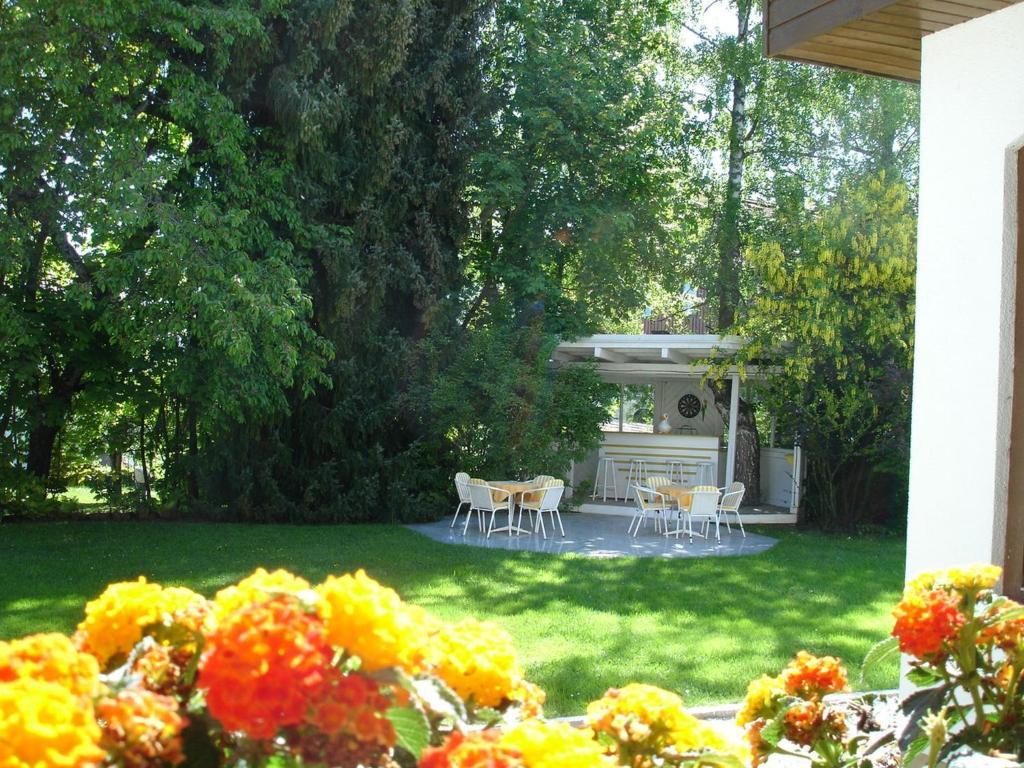 Hotel Schoenruh Drobollach am Faakersee Bagian luar foto
